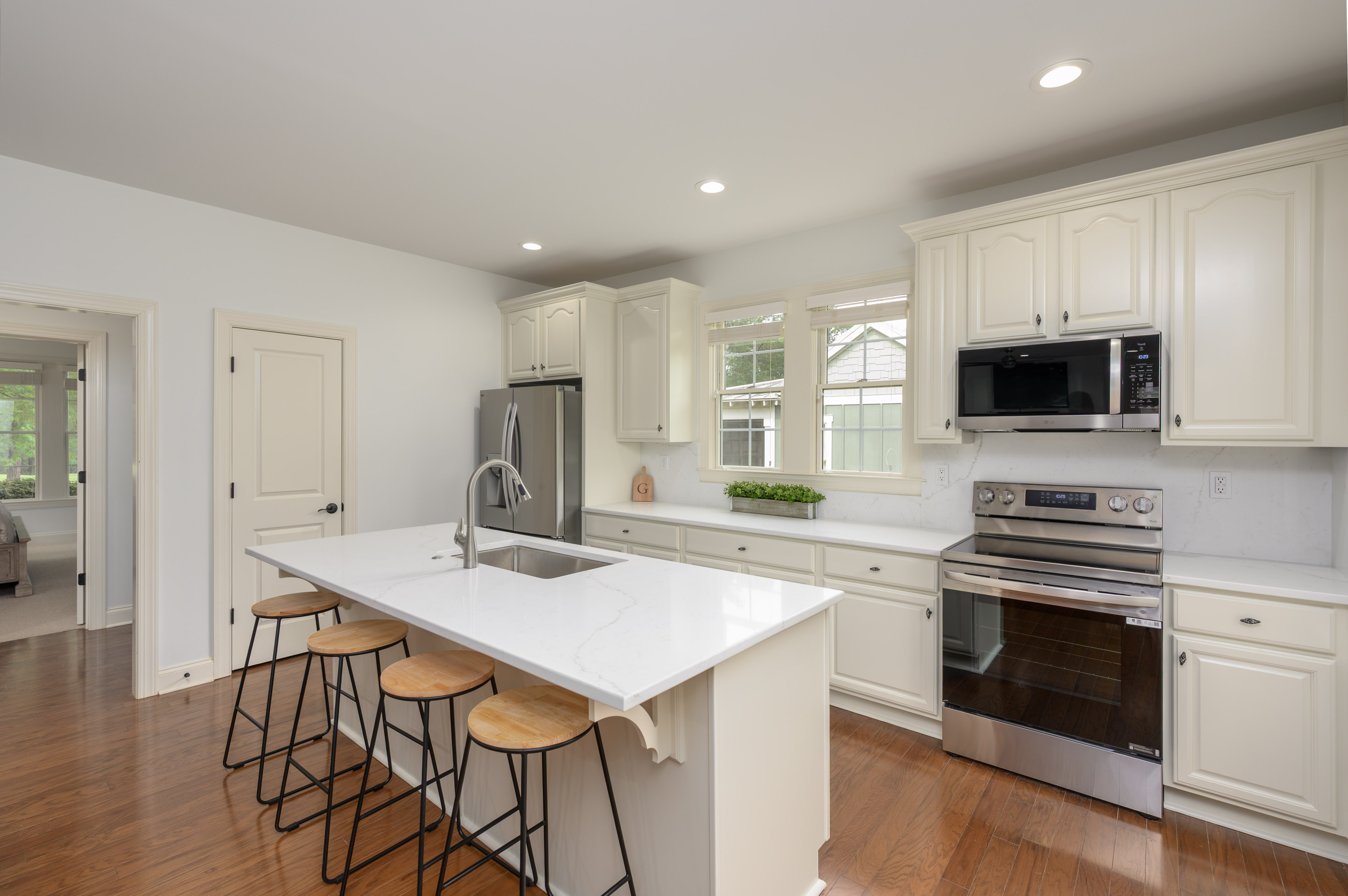1101 Starboard Drive image 11